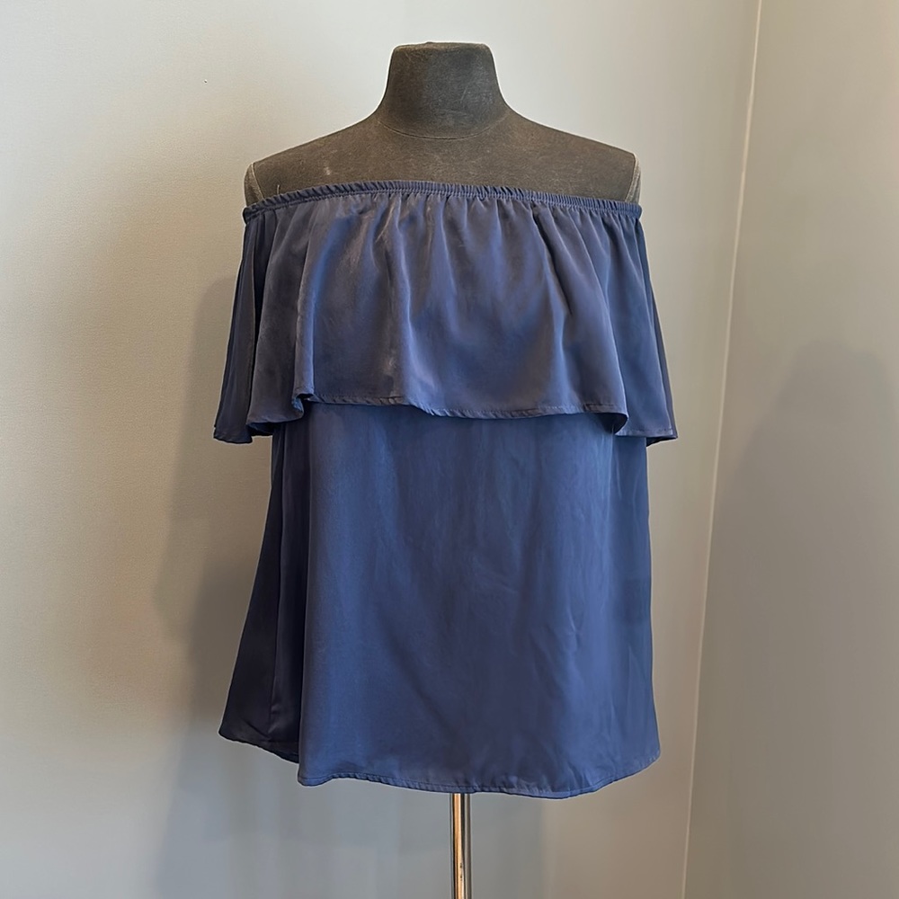 Authentic NWT WEST KEL off the shoulder top